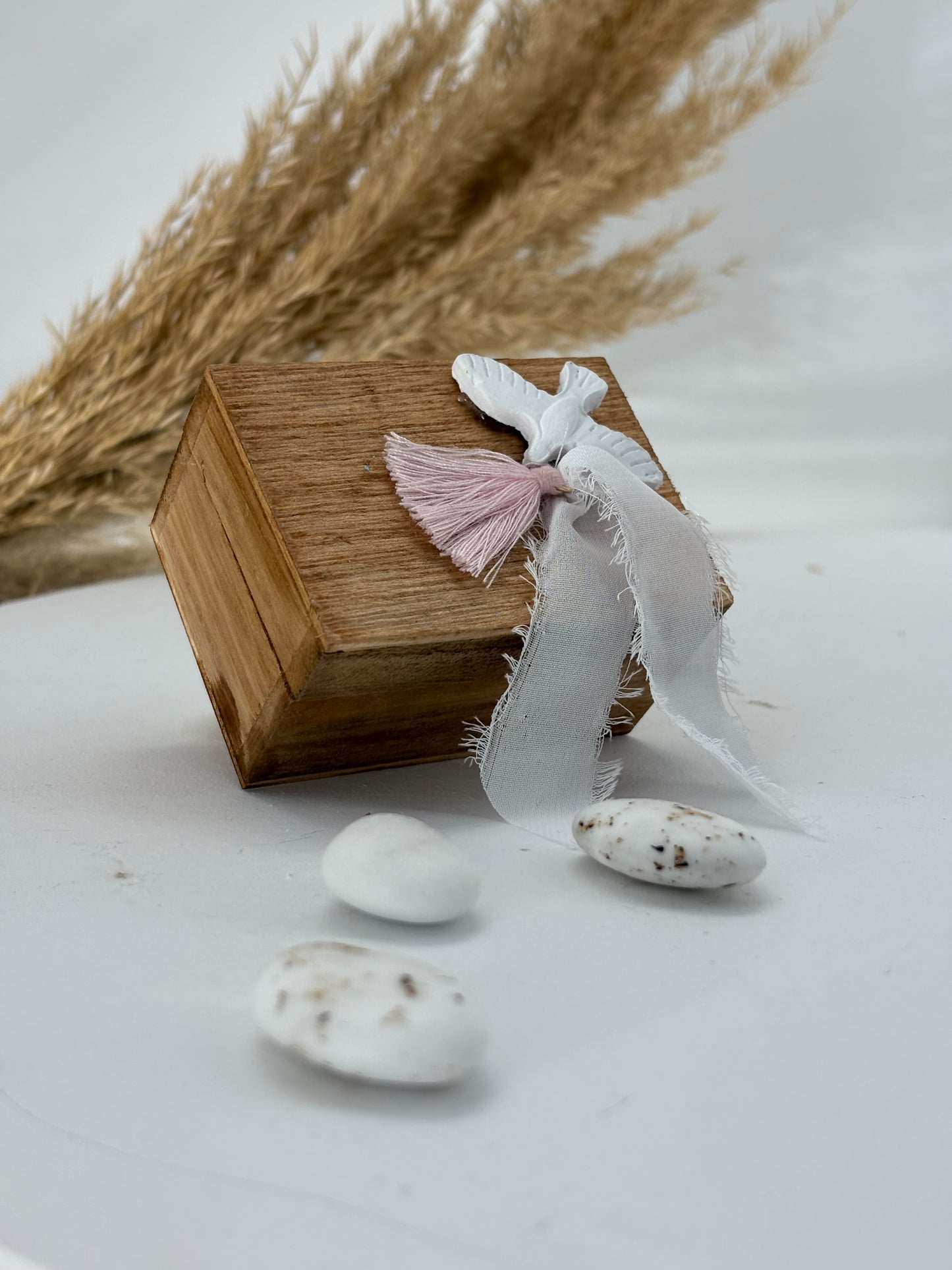 Μπομπονιέρα ξύλινη μπιζουτιέρα